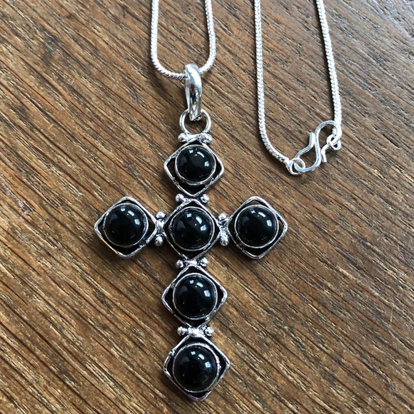 Black onyx stone cross necklace NWT - Picture 5 of 5